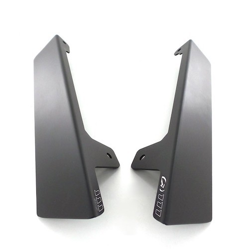 B04BELTCOVER.TM17