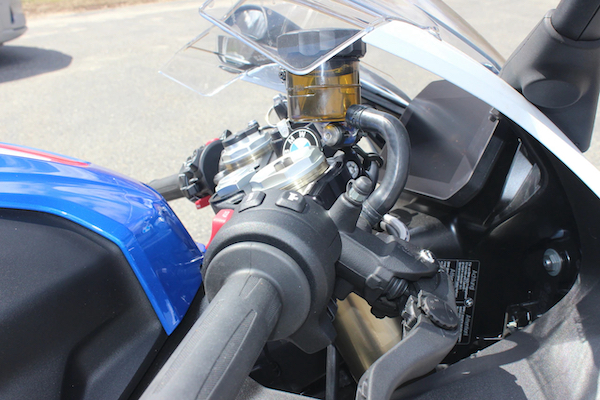 BMW S1000RR | バンザイ・モーター・ワークス