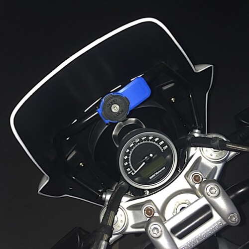 QuadLockを装着した様子