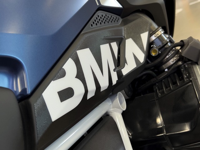 B15BMWGSTSLOGO