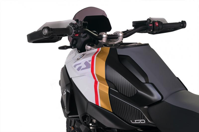 B10BMWR1300GSBK