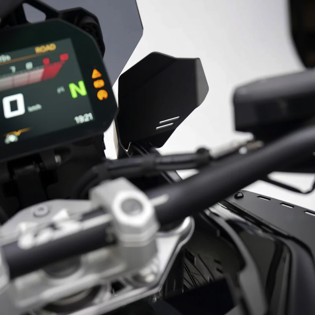 BMW_R1300GSA_sidespoikers_18