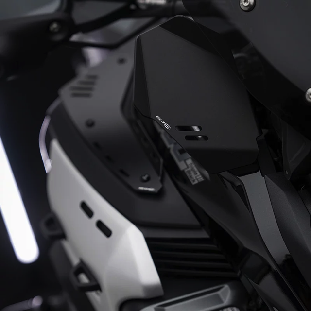 BMW_R1300GSA_sidespoikers_19
