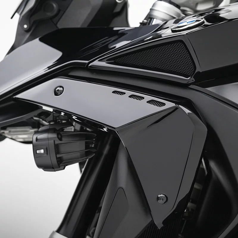 BCD_1300GS_side_scoop-glossblack (14)