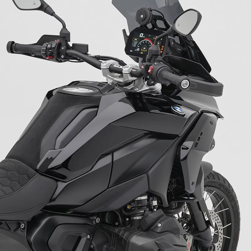 BCD_1300GS_side_scoop-glossblack (7)