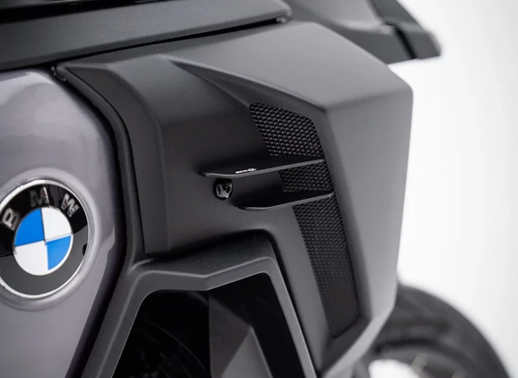 B04BMW13GSASIDESCOOPS