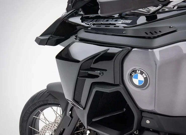 B04BMW13GSASIDESCOOPS