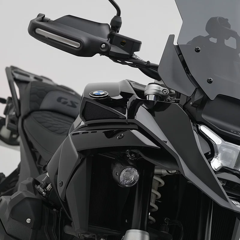 fuel-tank-side-fairing-bmw-gs-1300-2024-bcd-design (13)