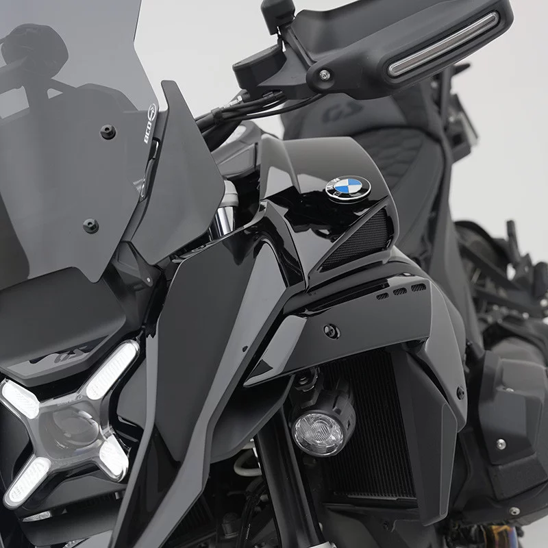 fuel-tank-side-fairing-bmw-gs-1300-2024-bcd-design (9)