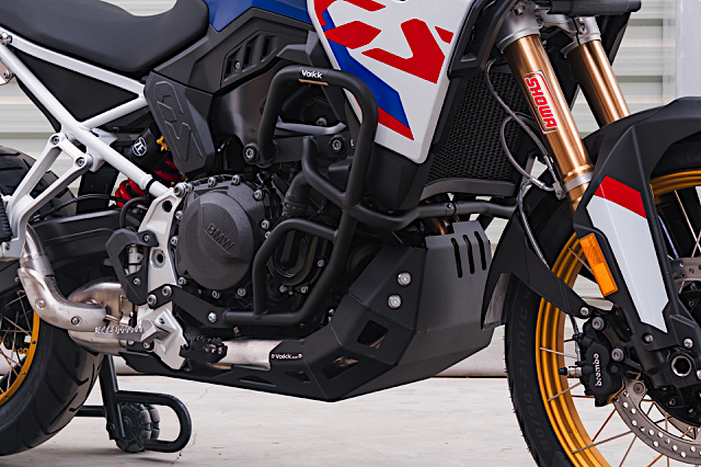 B27BMWF900GSCRASHBARLOW