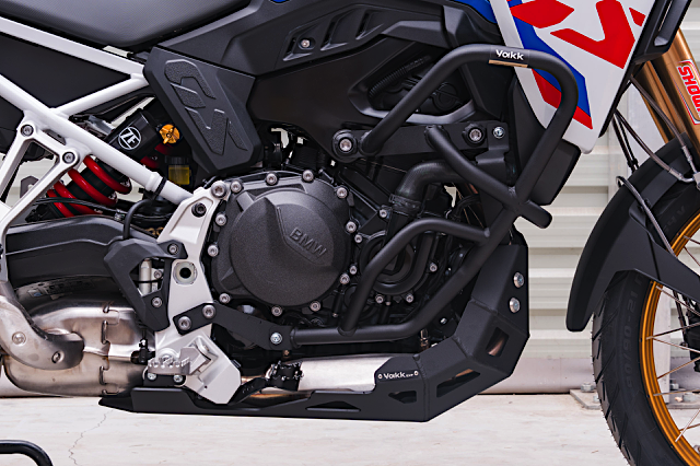 BMW_F900GS_crushguard_comp_5