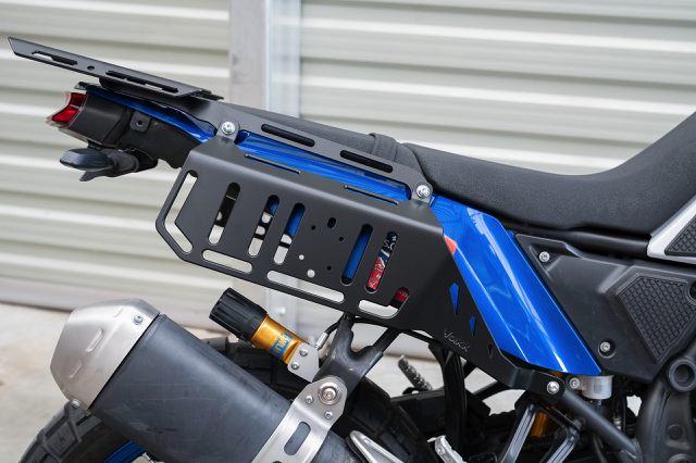 YAM_T7_REARSIDECOVER_9