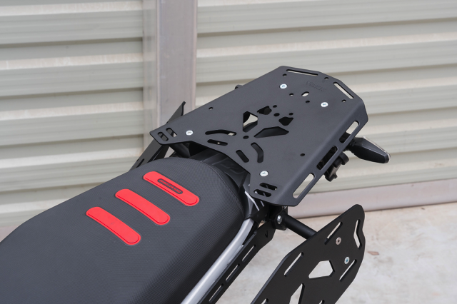 B27BMWF900GSRearRackLight