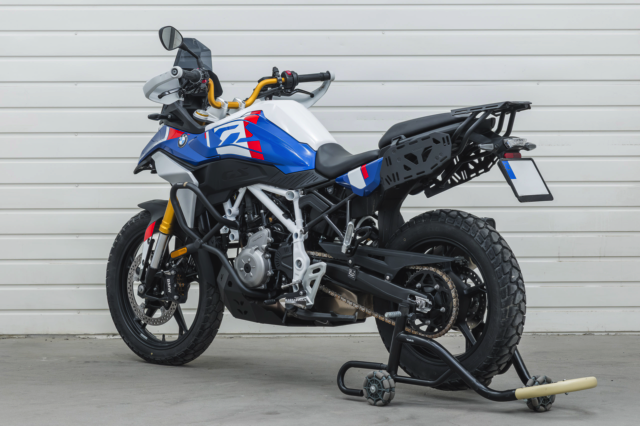 B27BMWF450GSRearSideCover