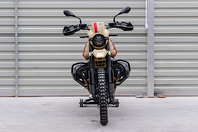 Yakk_BMW_R12GS_EngineGuard_Black_9