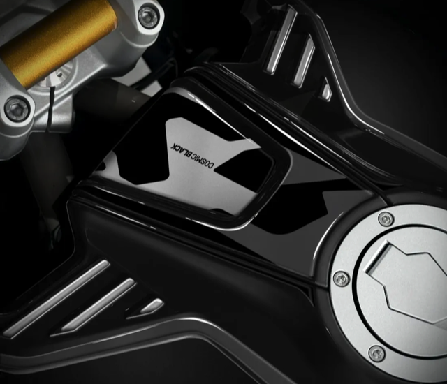 Gas Cap Upper Protection Sticker for BMW F 450 GS 2026 FM-1223_black2