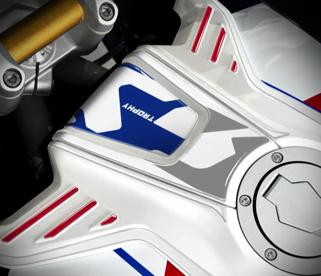 Gas Cap Upper Protection Sticker for BMW F 450 GS 2026 FM-1223_trophy2